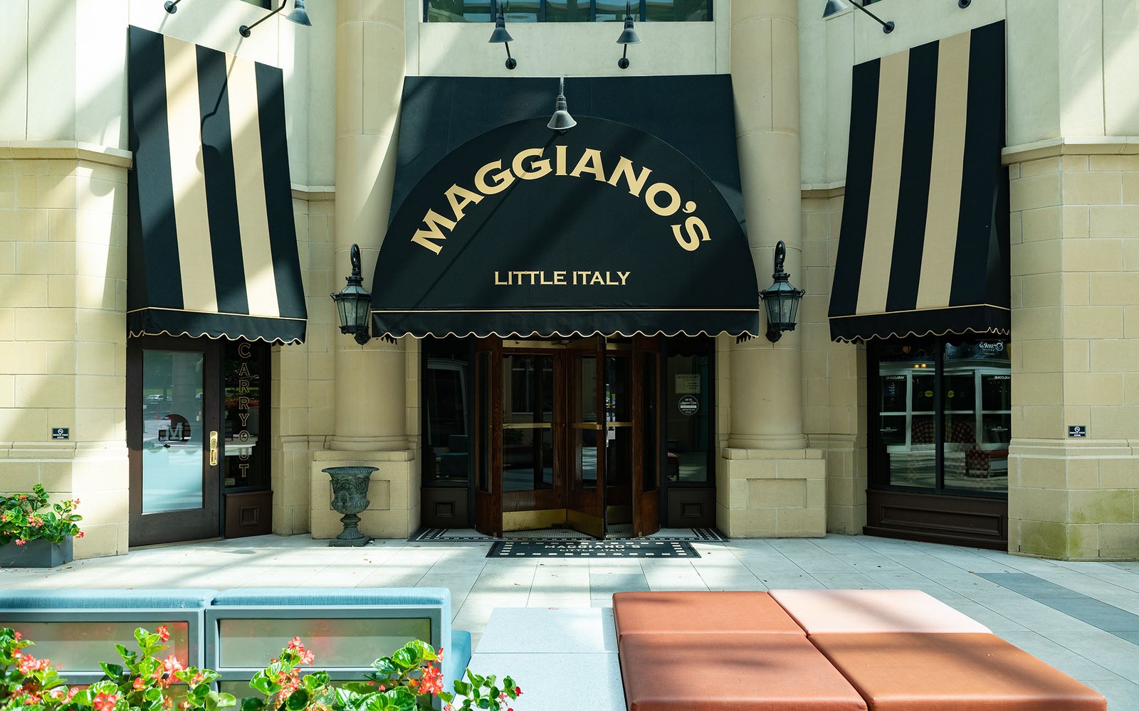 At Maggiano’s Little Italy, A Cooking Class For Adults With